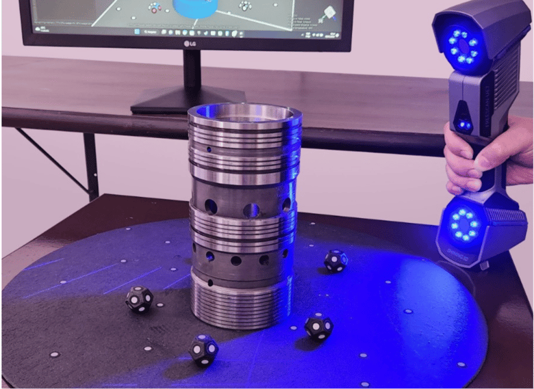 Сканирование детали с помощью сканеров серии FreeScan UE