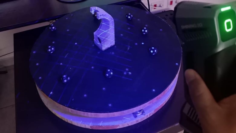 Сканирование детали автомобильного подшипника с помощью сканера FreeScan Combo