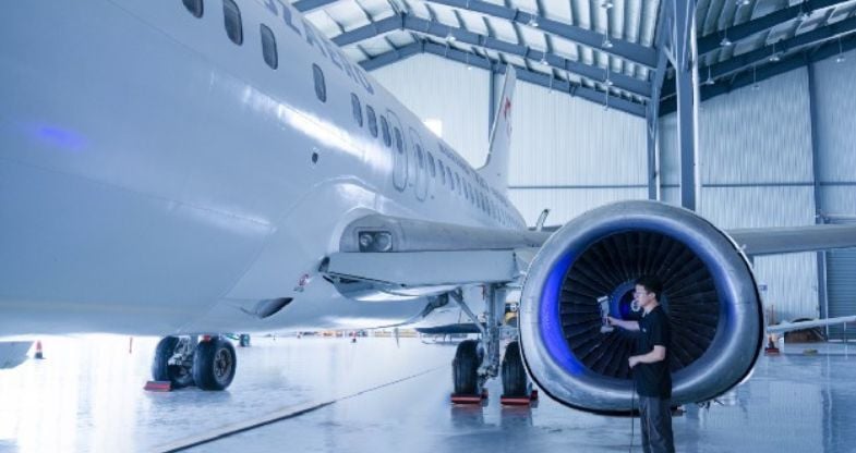 осмотр самолета