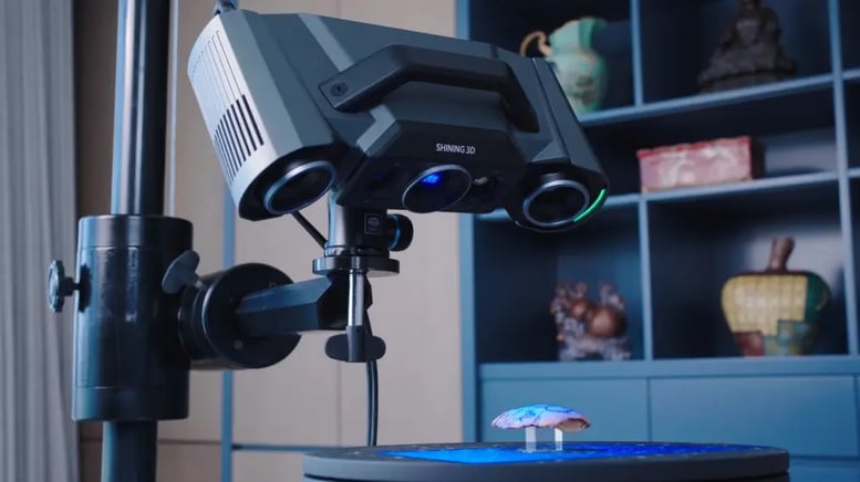 Трехмерное сканирование гадальных костей с помощью высокоточного 3D-сканера OptimScan Q12