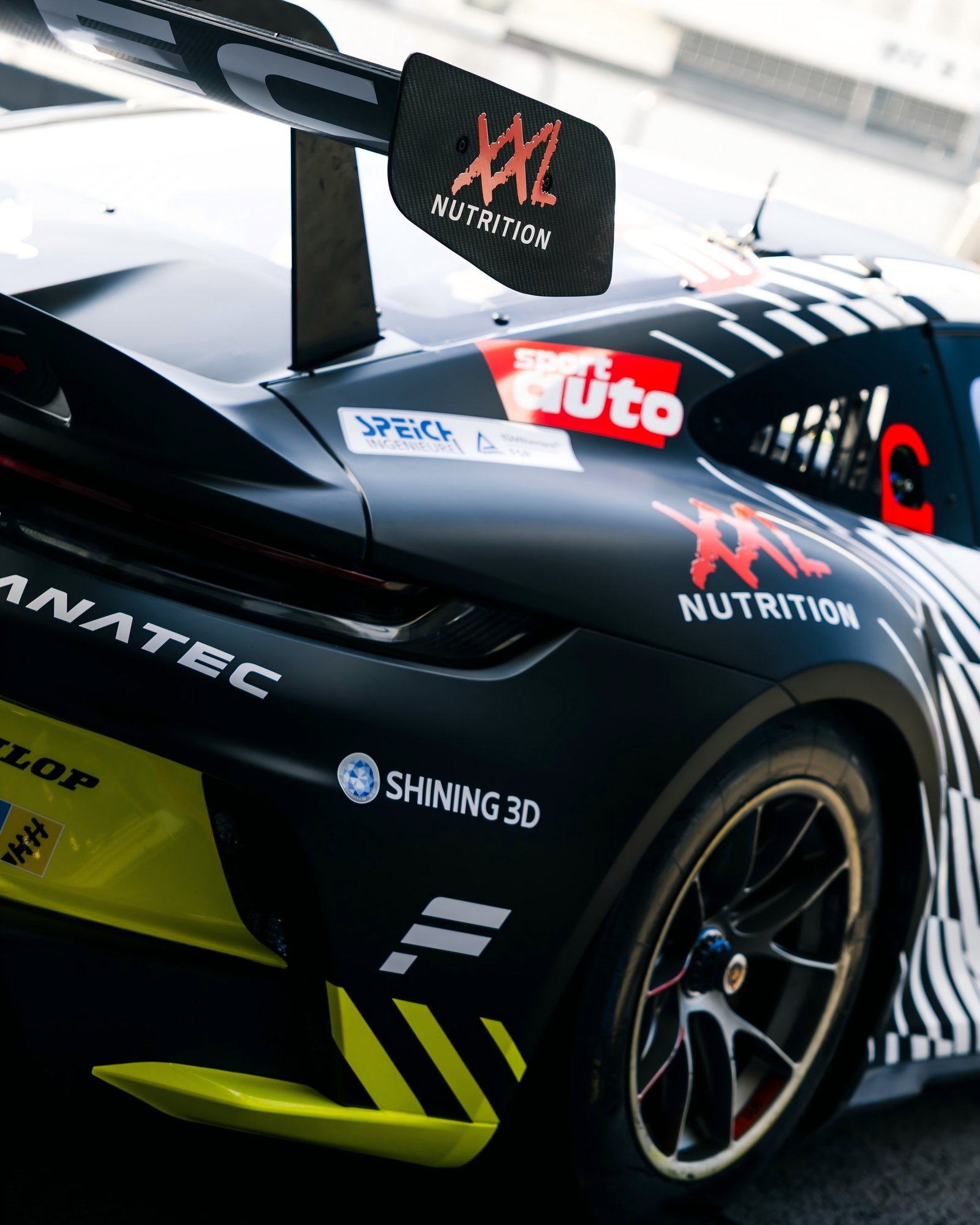 спонсор SHINING к команде BLACK FALCON спонсор SHINING к команде BLACK FALCON