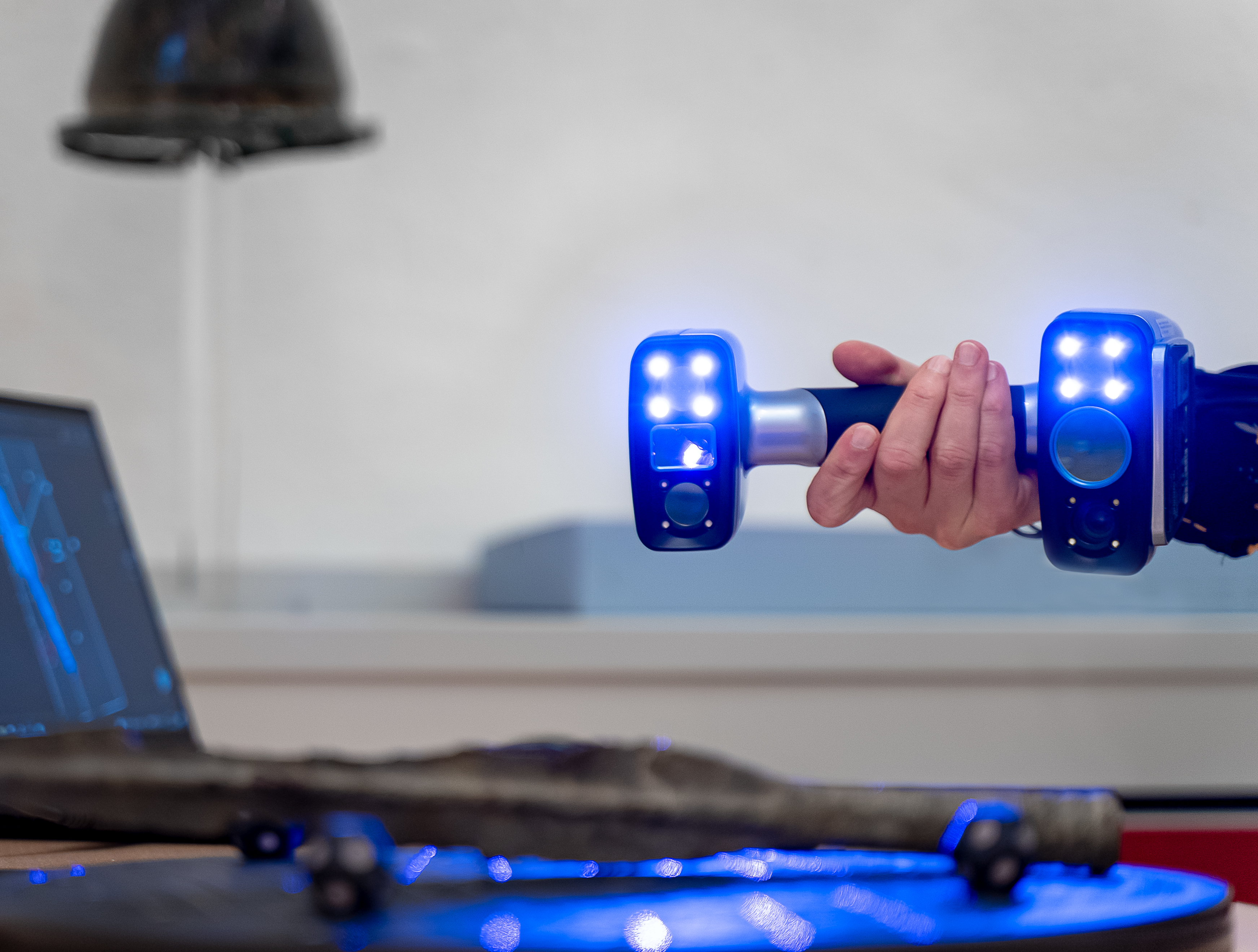 Профессиональные решения SHINING 3D - EinScan_HX